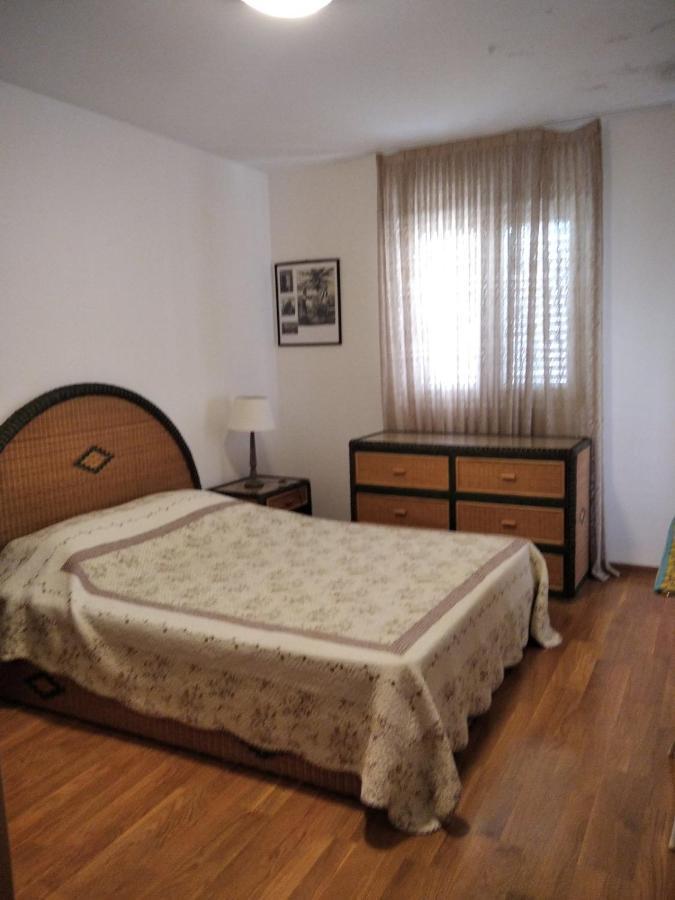 Apartmani Petrovac Na Moru Экстерьер фото